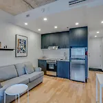 Le Studio Picasso by Locations Vieux Limoilou